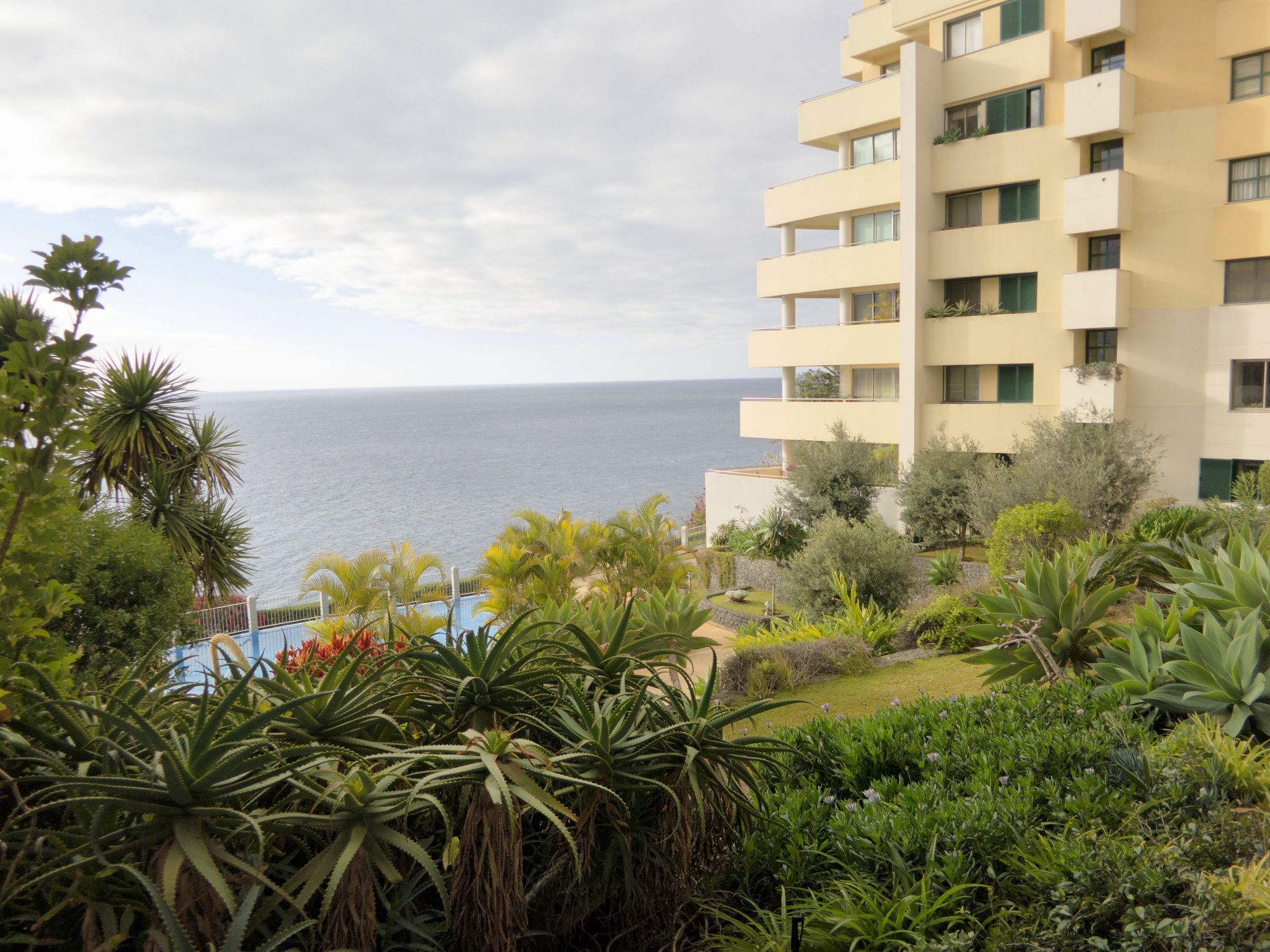 Finest Rentals - Beachfront Penthouse فونشال المظهر الخارجي الصورة